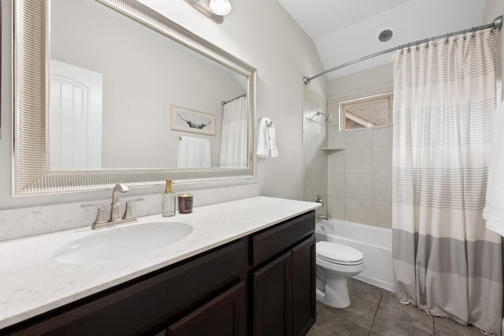 18404 Deleon Bayou Ln Property Photo 17
