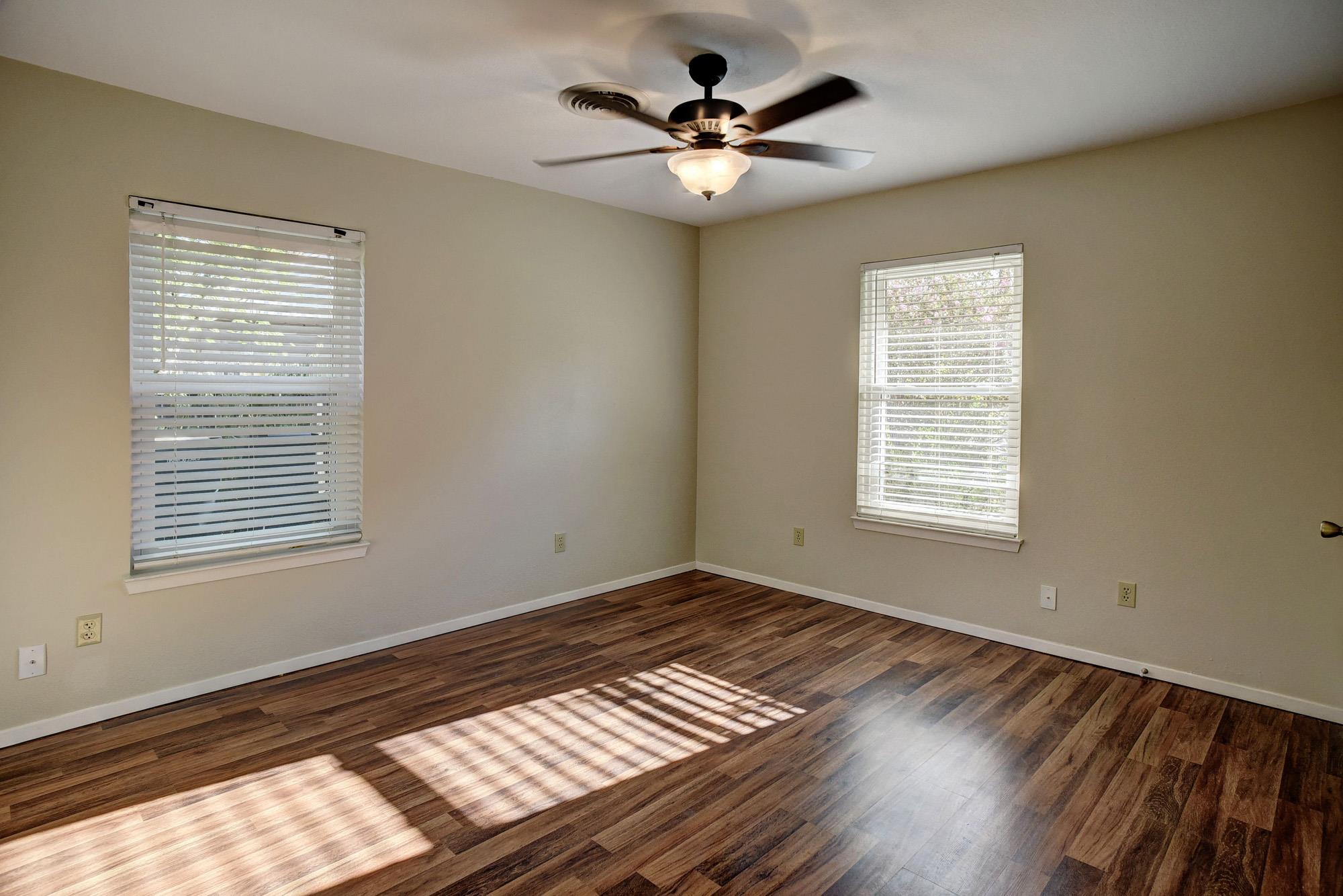 1108 Haysel St Property Photo 11