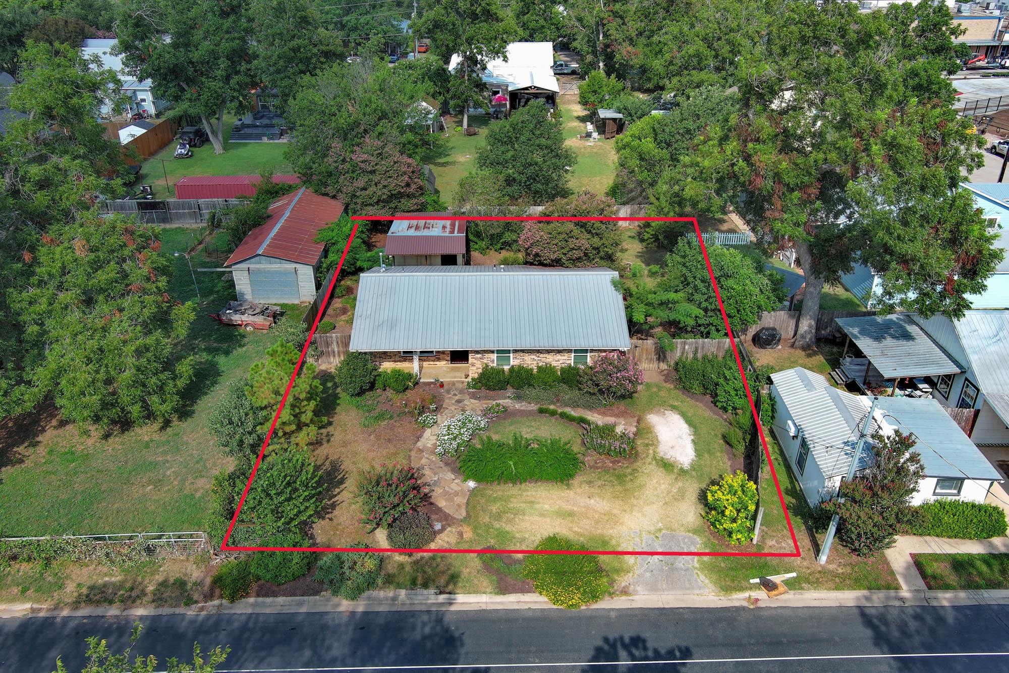 1108 Haysel St Property Photo 30