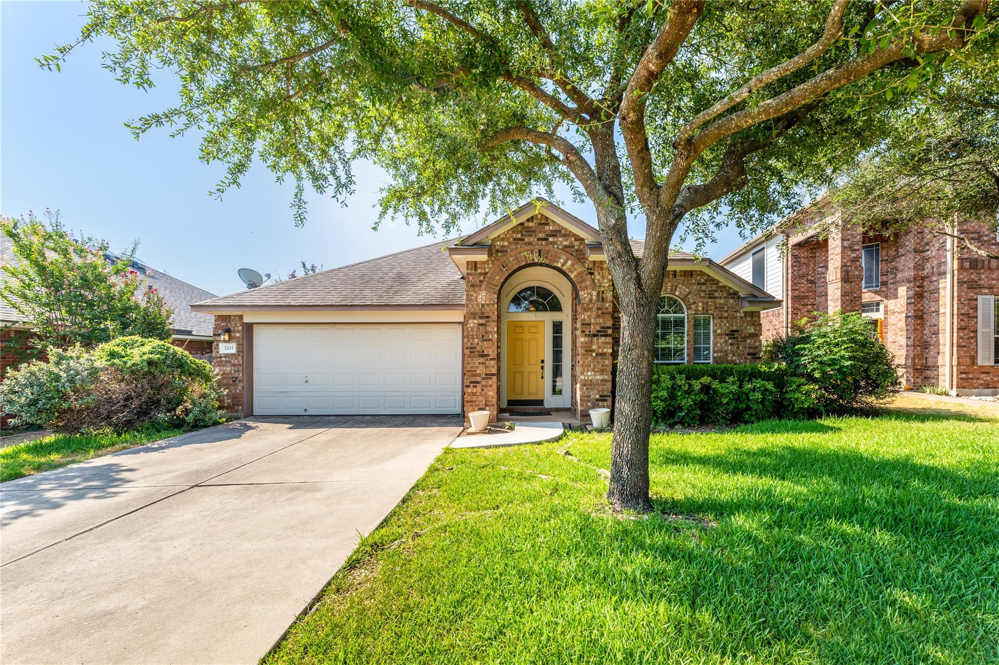 3705 Turetella Dr Property Photo 1