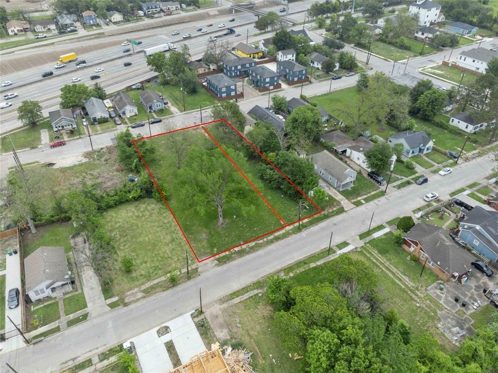 4604 & 4608 Market St Property Photo 6