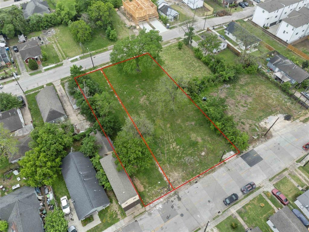 4604 & 4608 Market St Property Photo 9