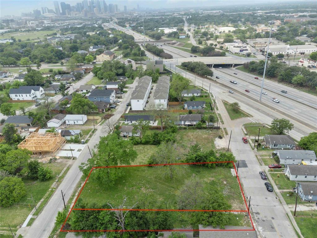 4604 & 4608 Market St Property Photo 10