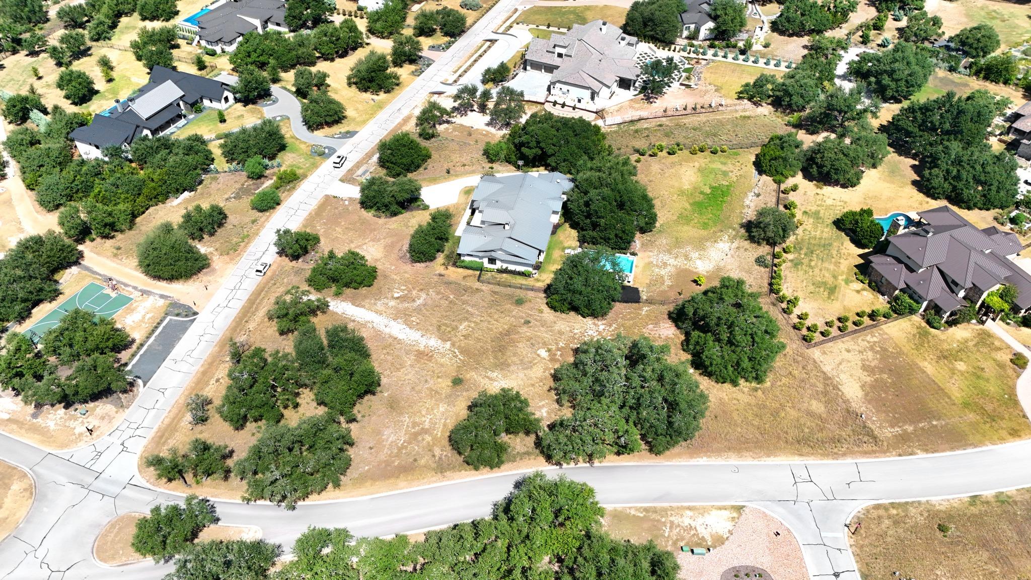 8417 Lakewood Ridge Cv Property Photo 15