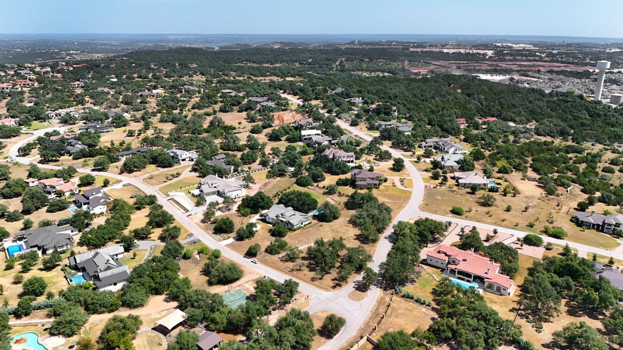 8417 Lakewood Ridge Cv Property Photo 17