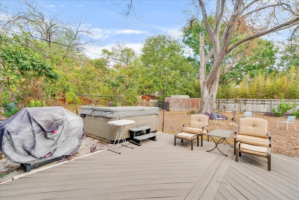 8001 Briarwood Ln Property Photo 27