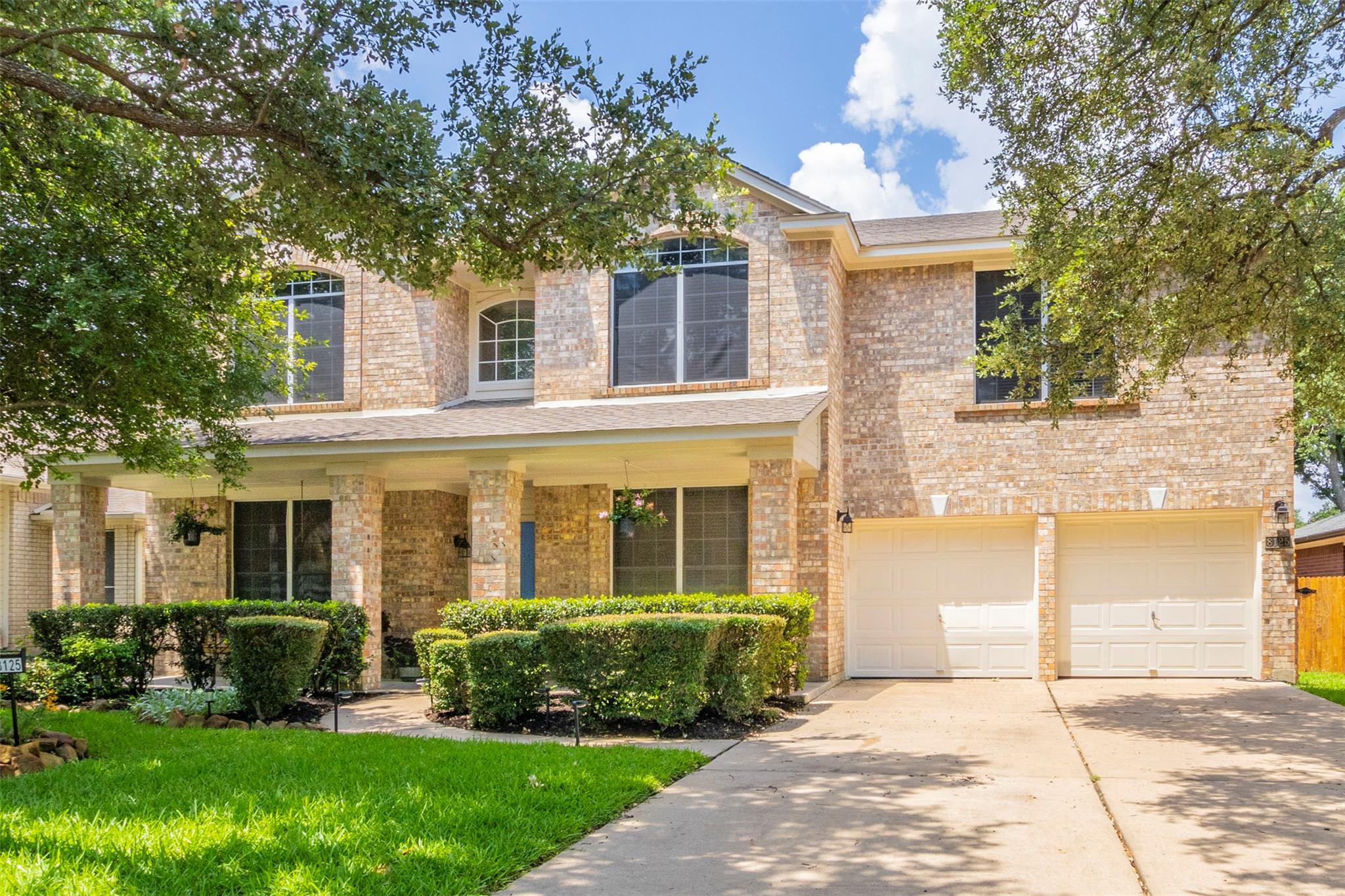 8125 Luling Ln Property Photo