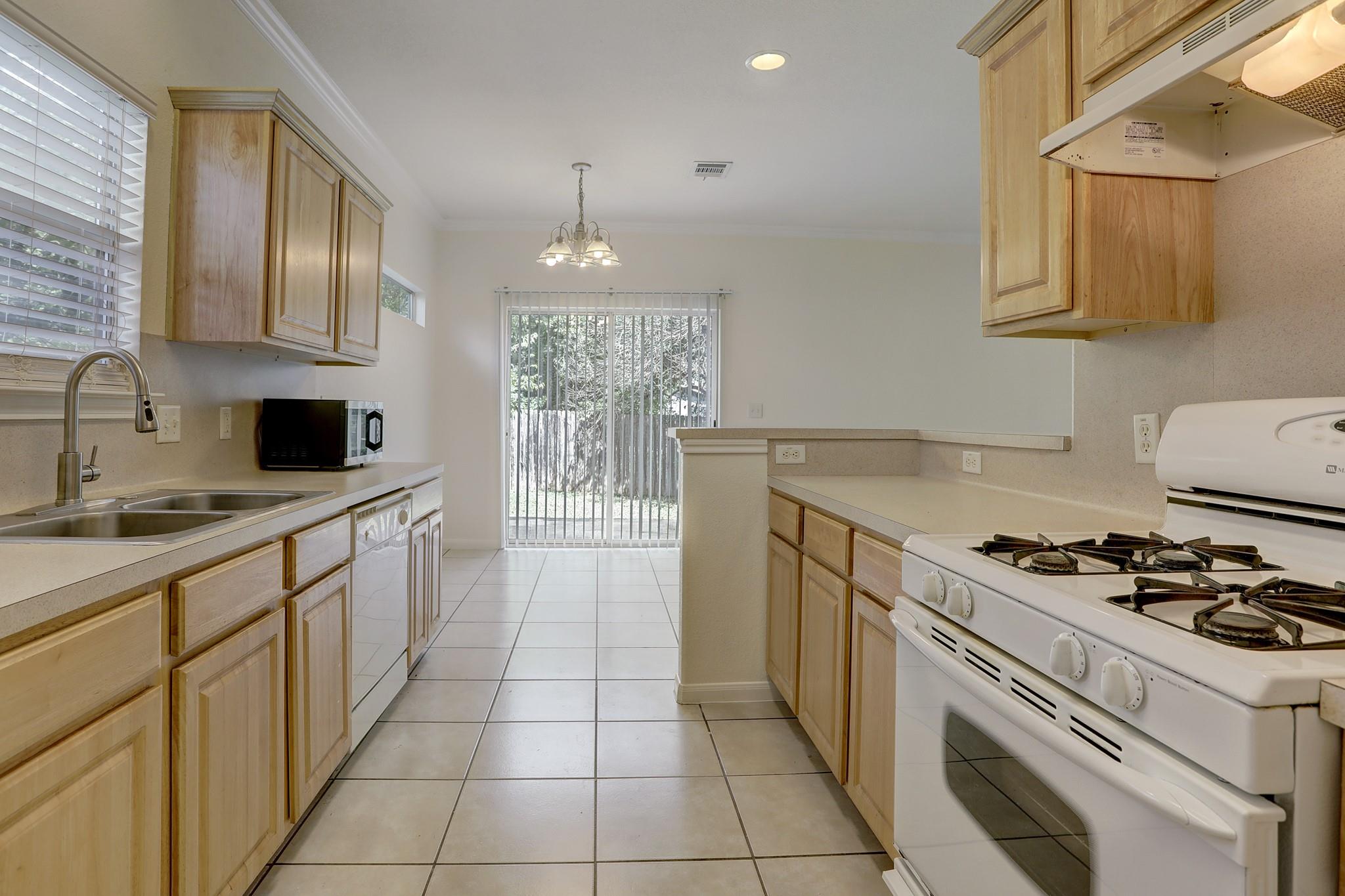 308 Blackson Ave #a Property Photo 5