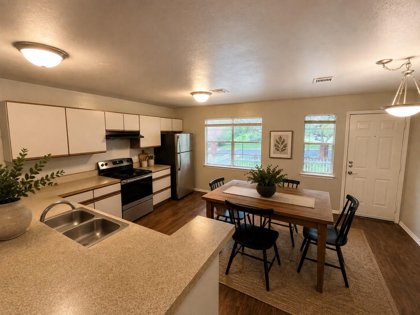 1841 River Crossing Cir #b Property Photo 4