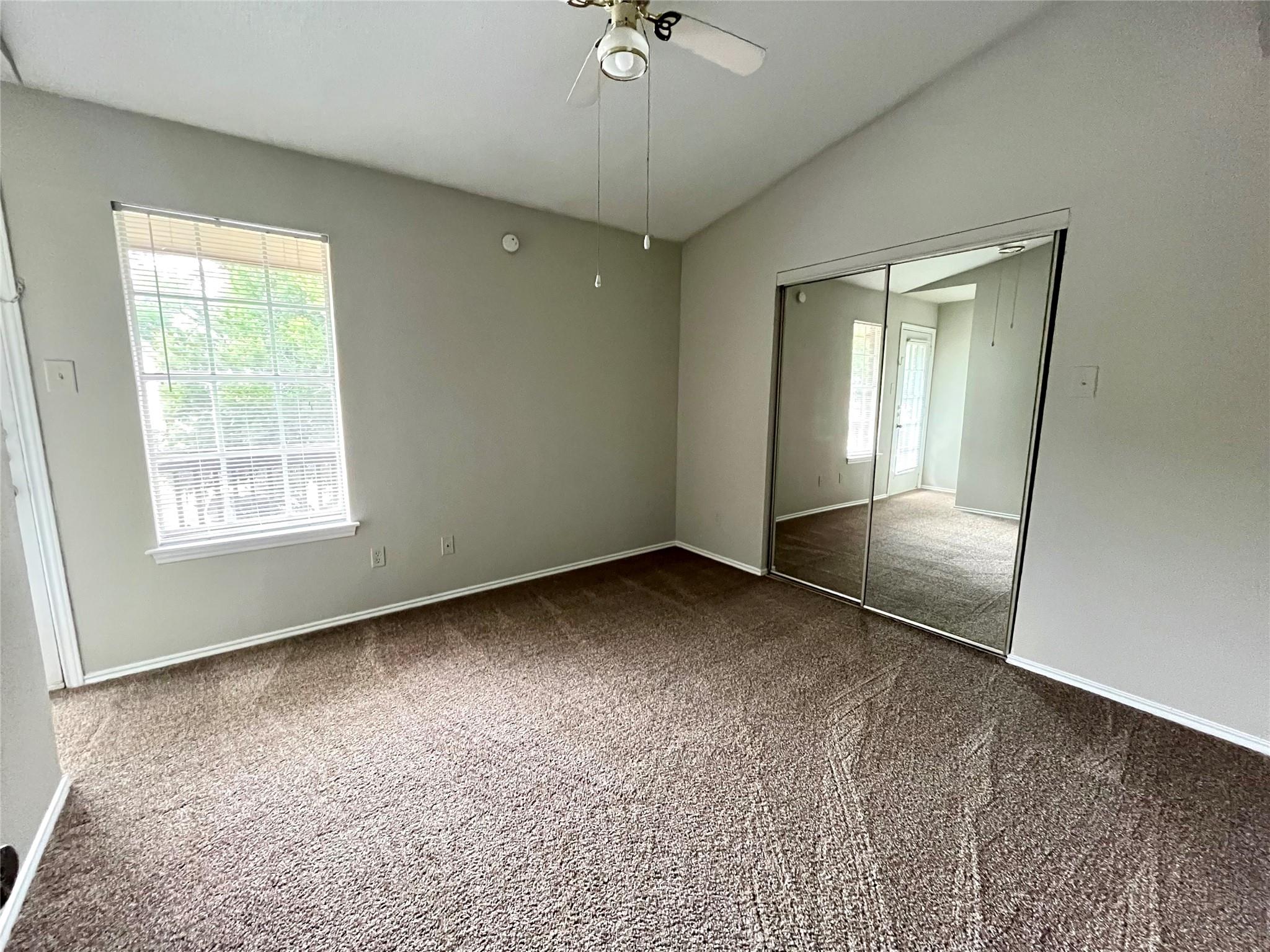 1841 River Crossing Cir #b Property Photo 10