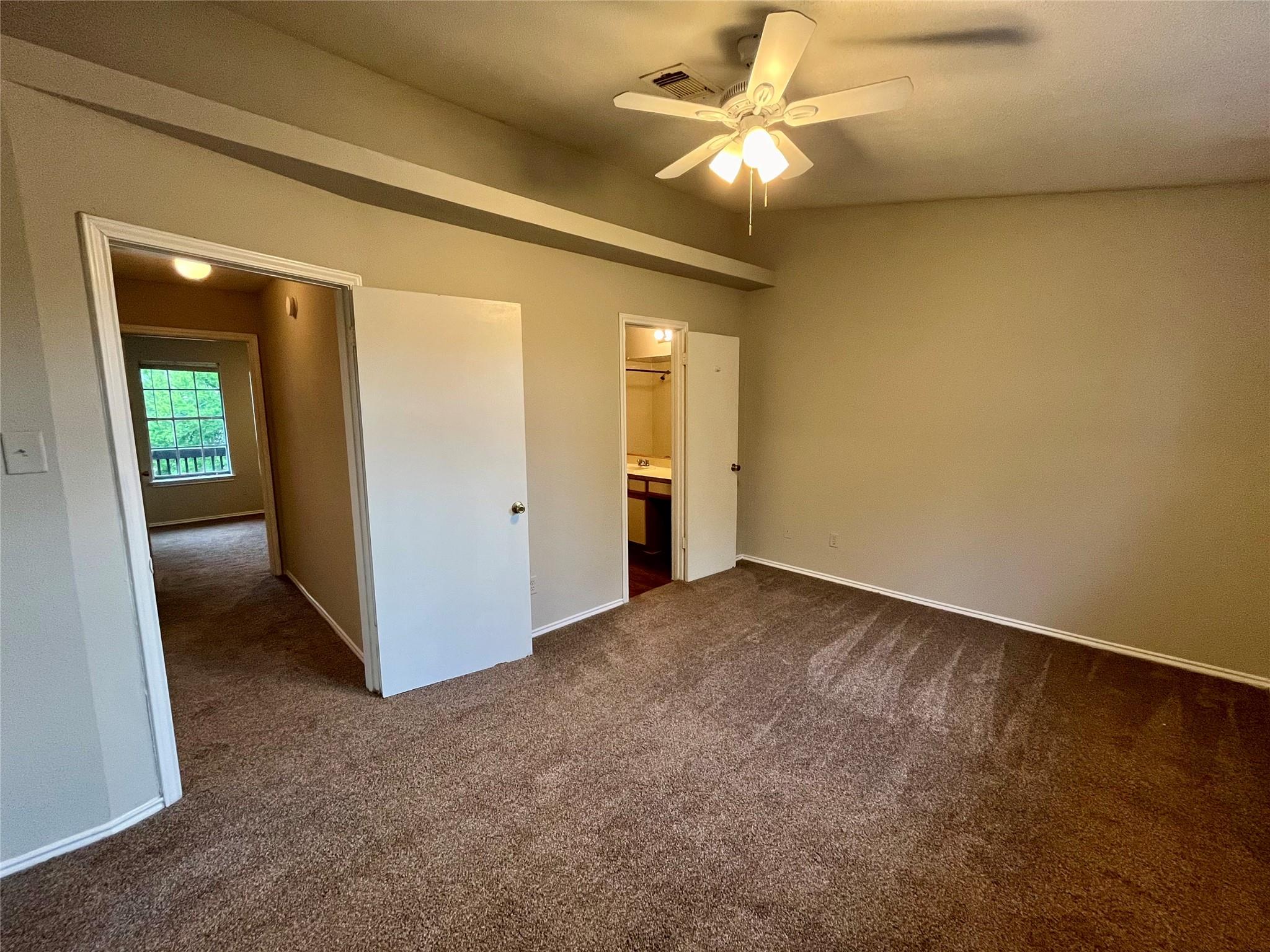 1841 River Crossing Cir #b Property Photo 13