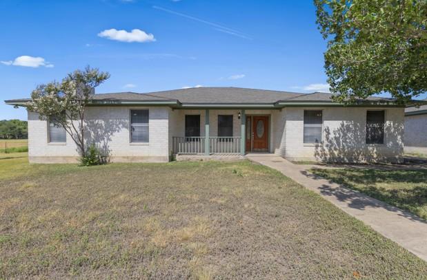 16 Brenda Ln Property Photo 2
