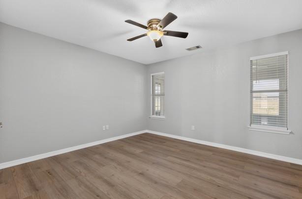 16 Brenda Ln Property Photo 17