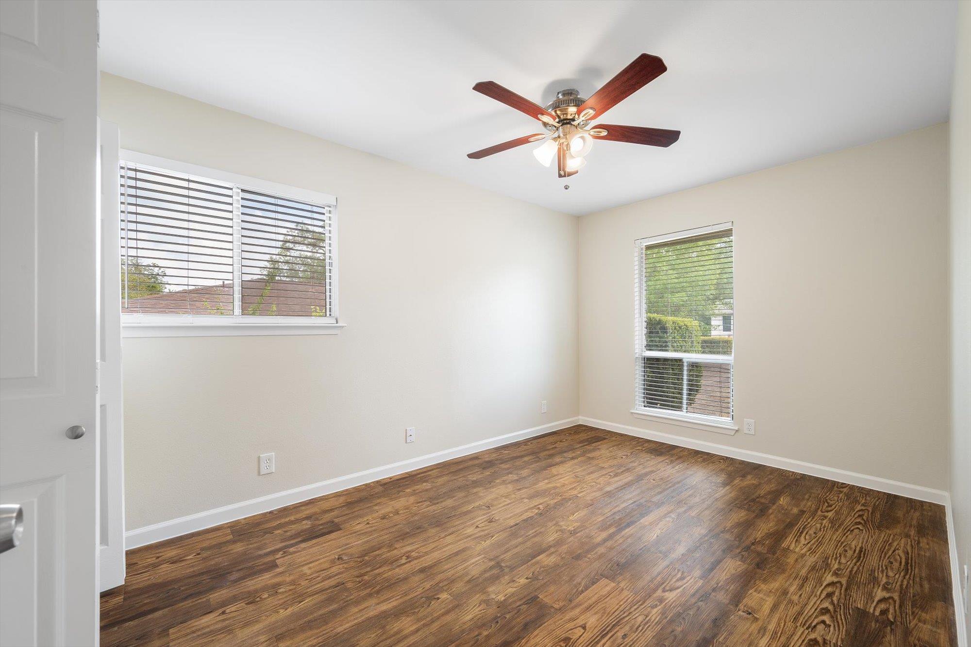 802 Riddlewood Dr Property Photo 25