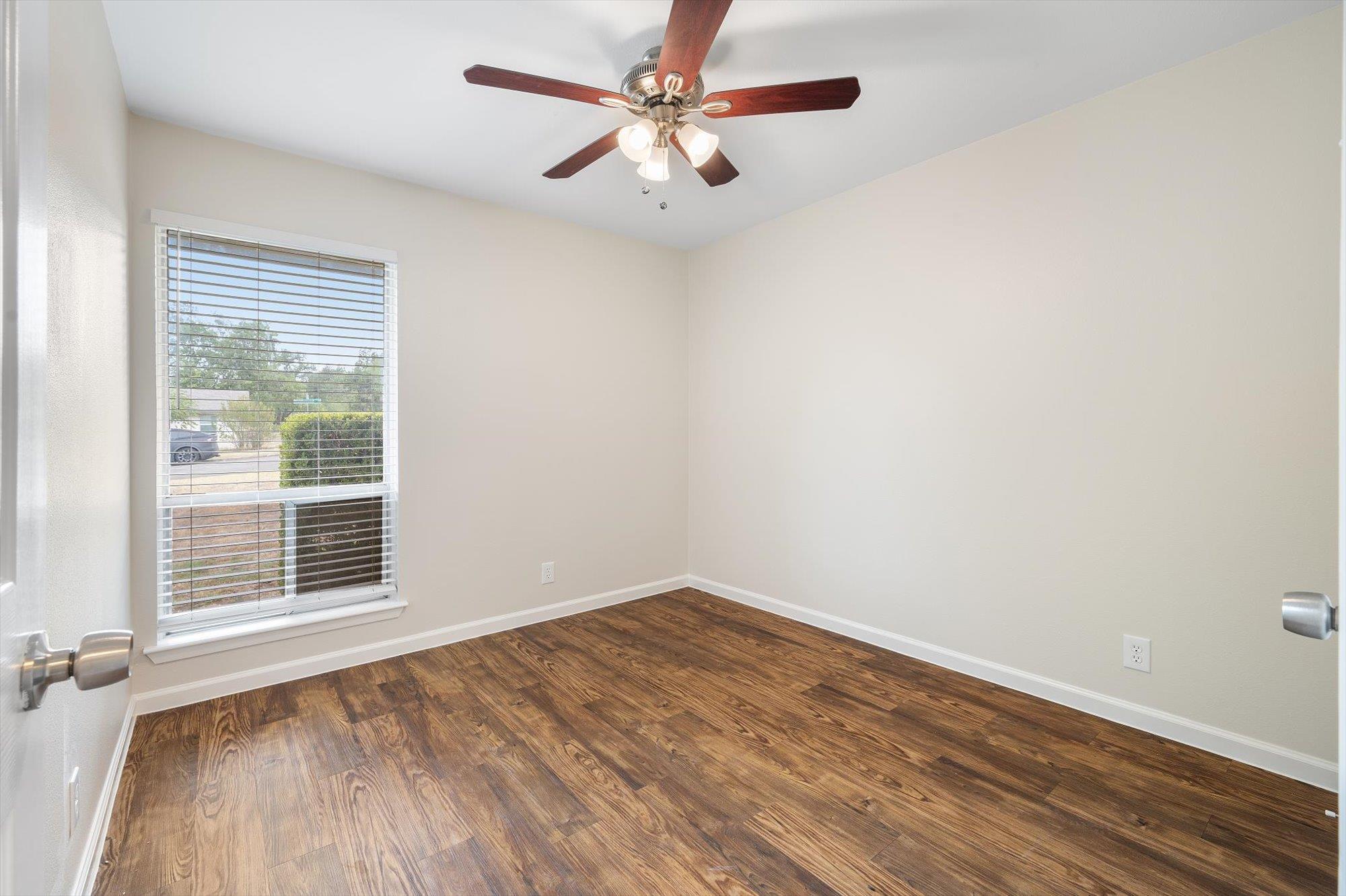 802 Riddlewood Dr Property Photo 29