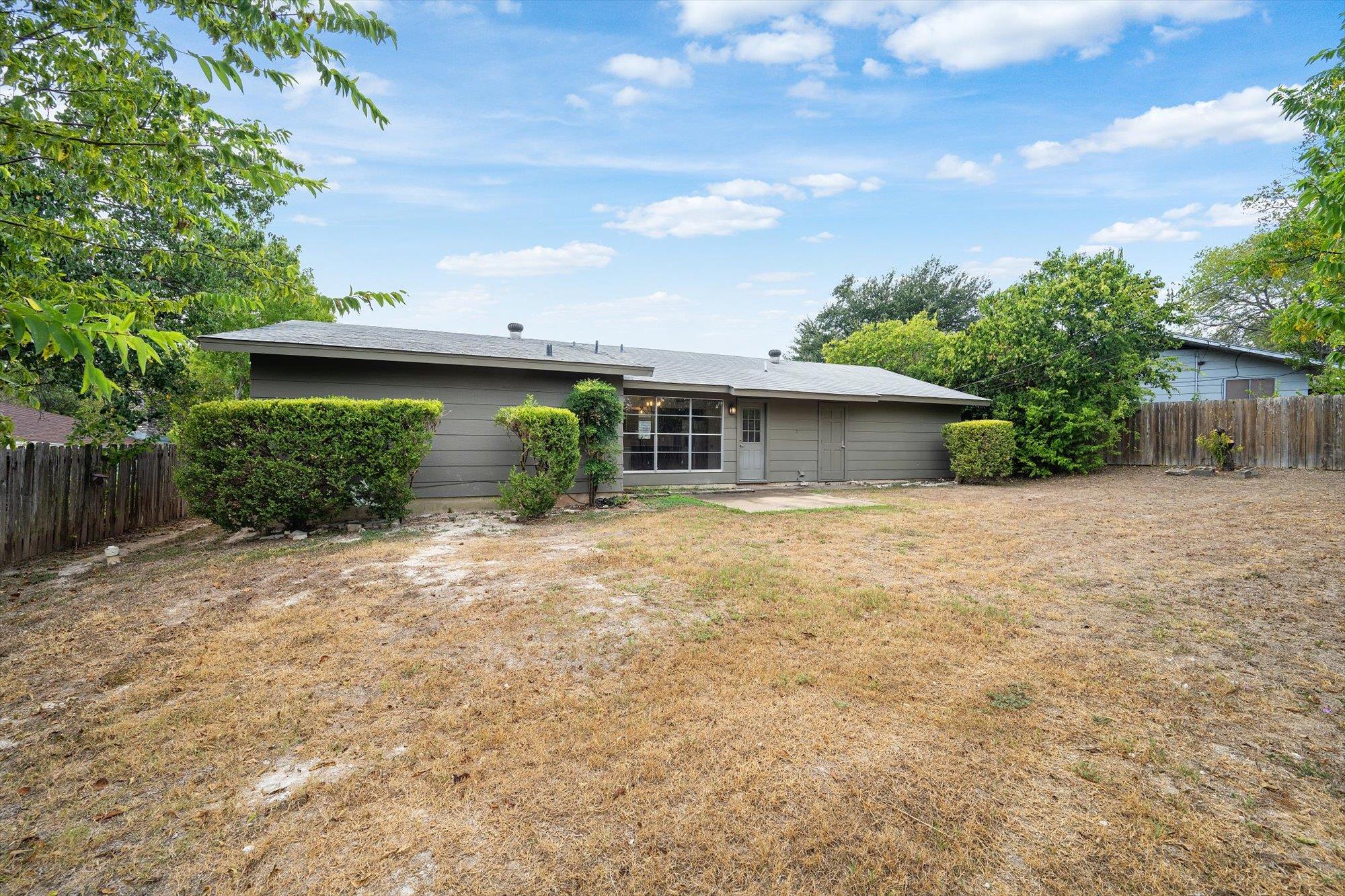 802 Riddlewood Dr Property Photo 32