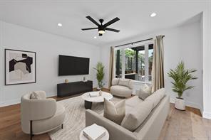 504 Normandy St #a Property Photo 5