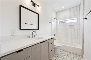 504 Normandy St #a Property Photo 11