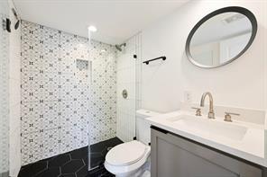 504 Normandy St #a Property Photo 16