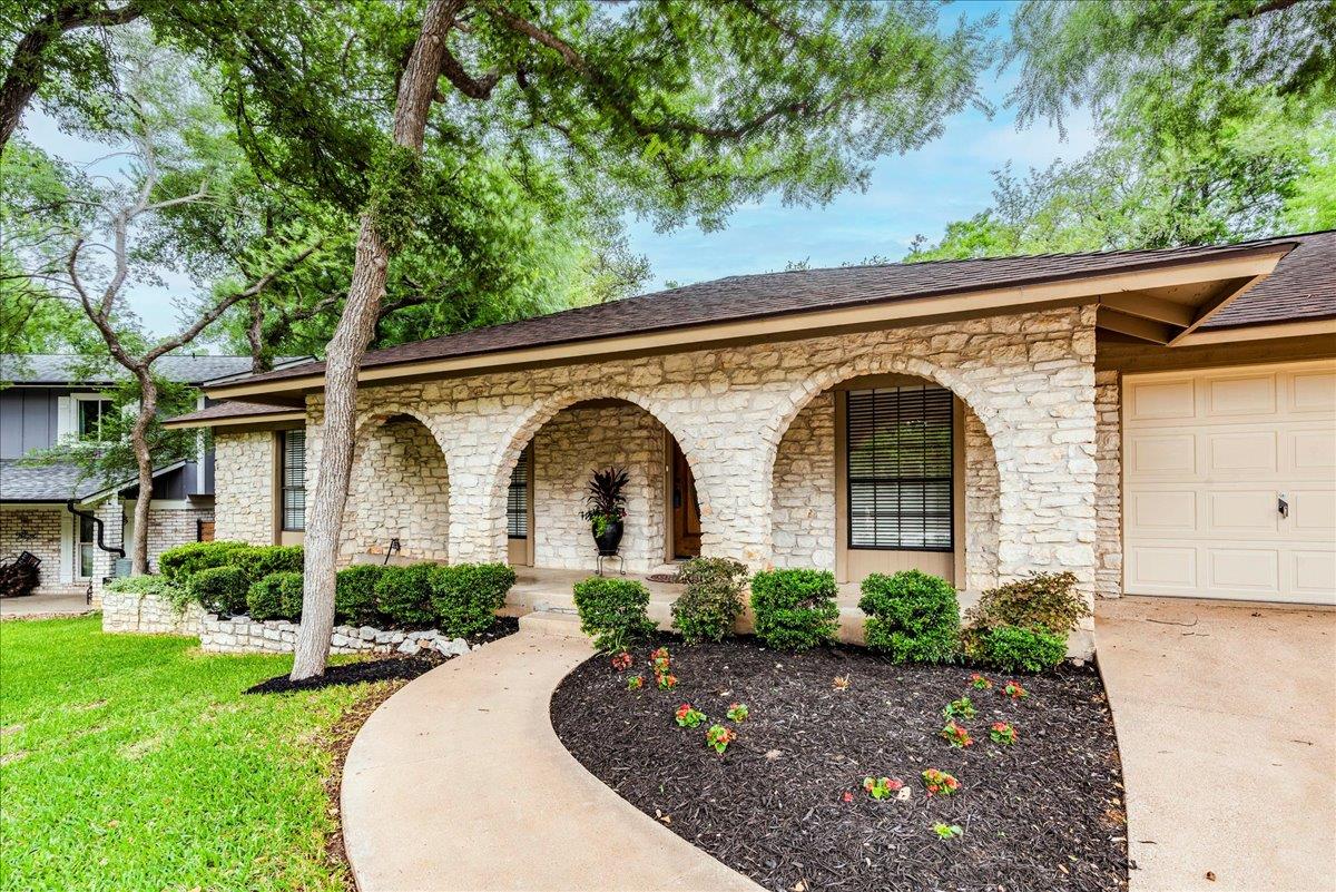 1304 Round Rock West Cv Property Photo
