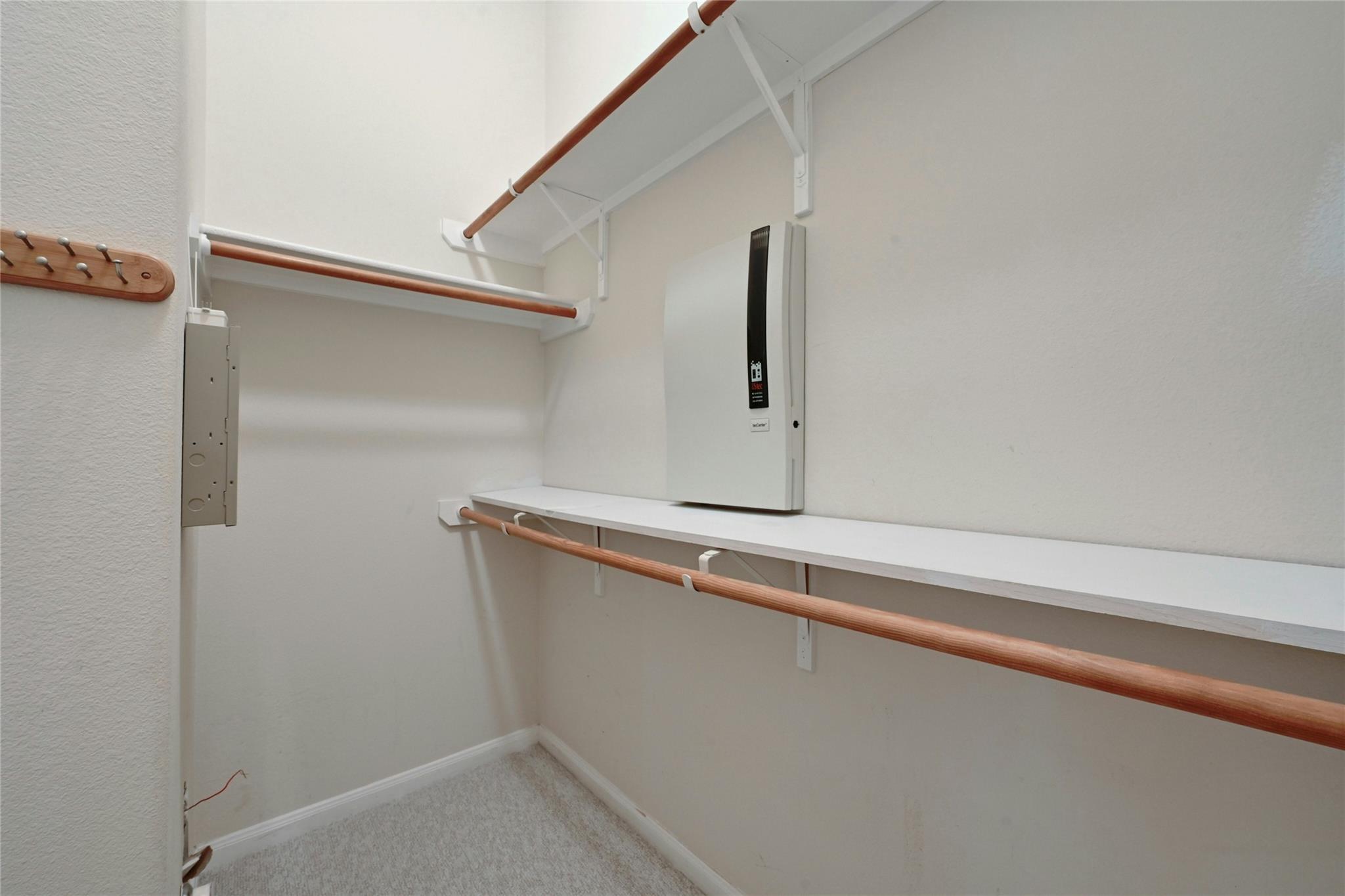 10104 Hibiscus Cv Property Photo 18