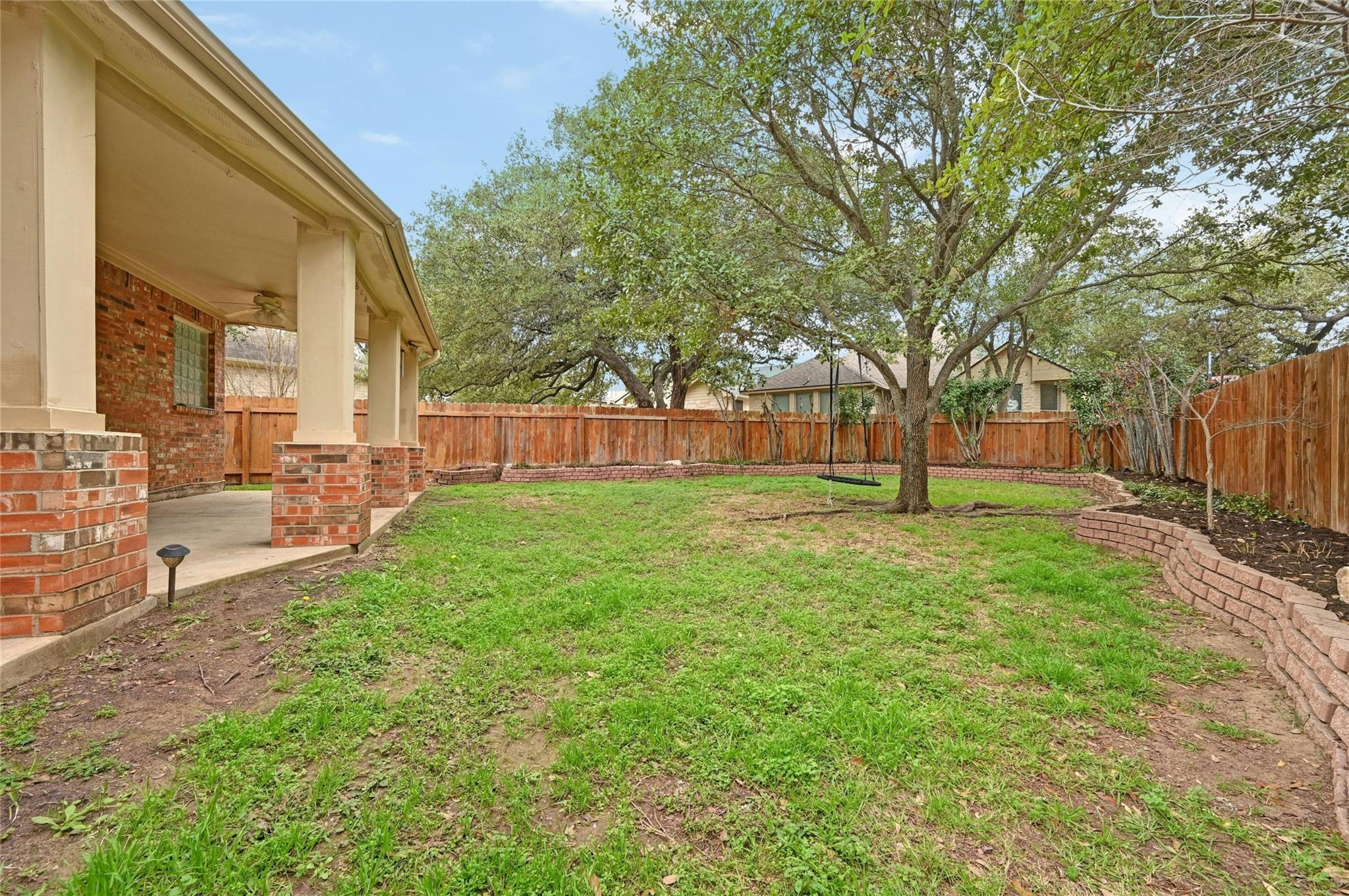 10104 Hibiscus Cv Property Photo 28