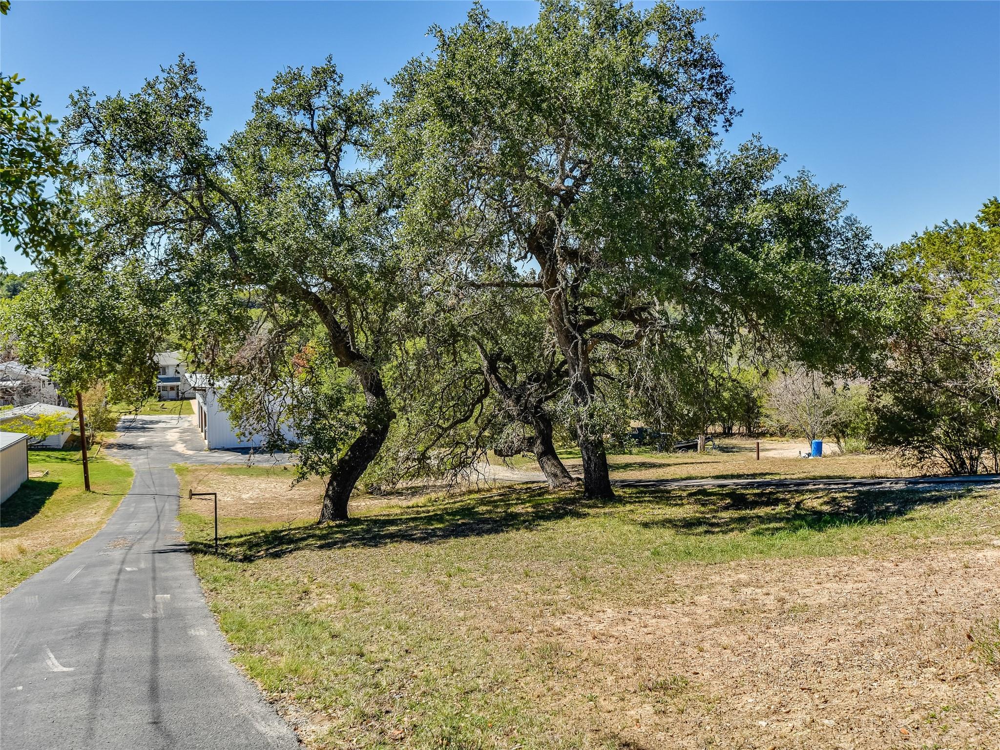 24805 Lake View Dr Property Photo 29