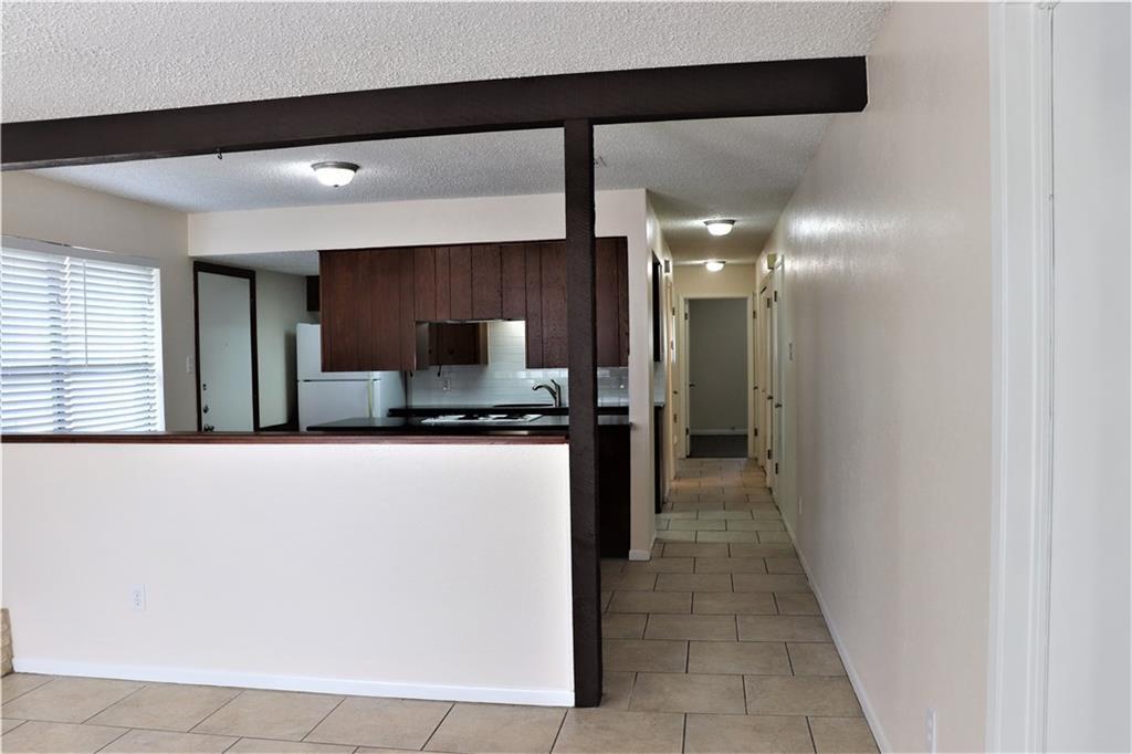 1214 Leander Rd #b Property Photo 4