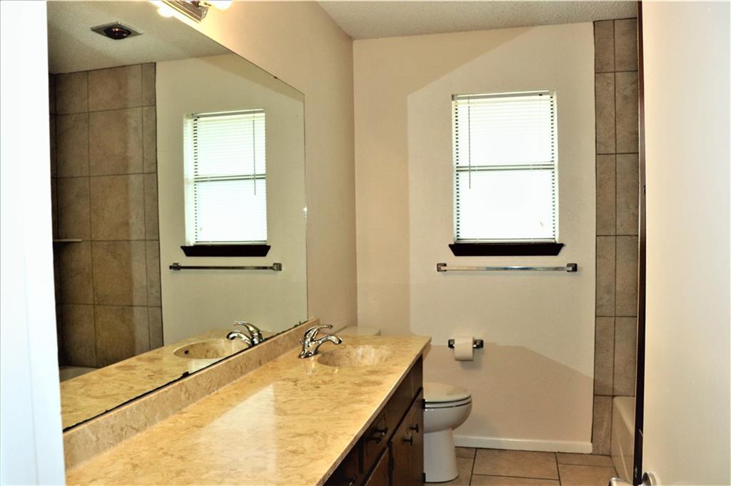 1214 Leander Rd #b Property Photo 12