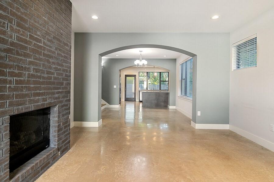 5611 William Holland Ave #d Property Photo 2