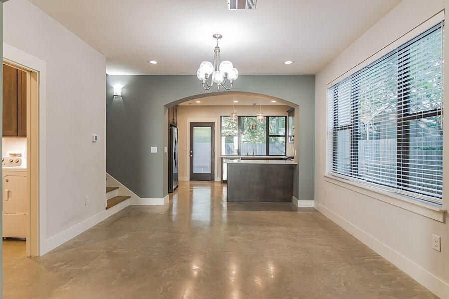 5611 William Holland Ave #d Property Photo 4
