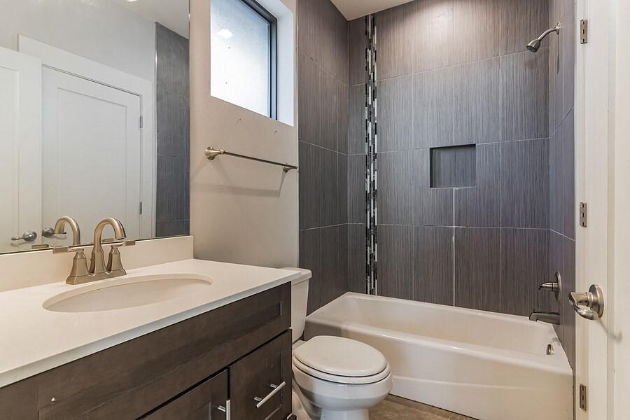 5611 William Holland Ave #d Property Photo 10