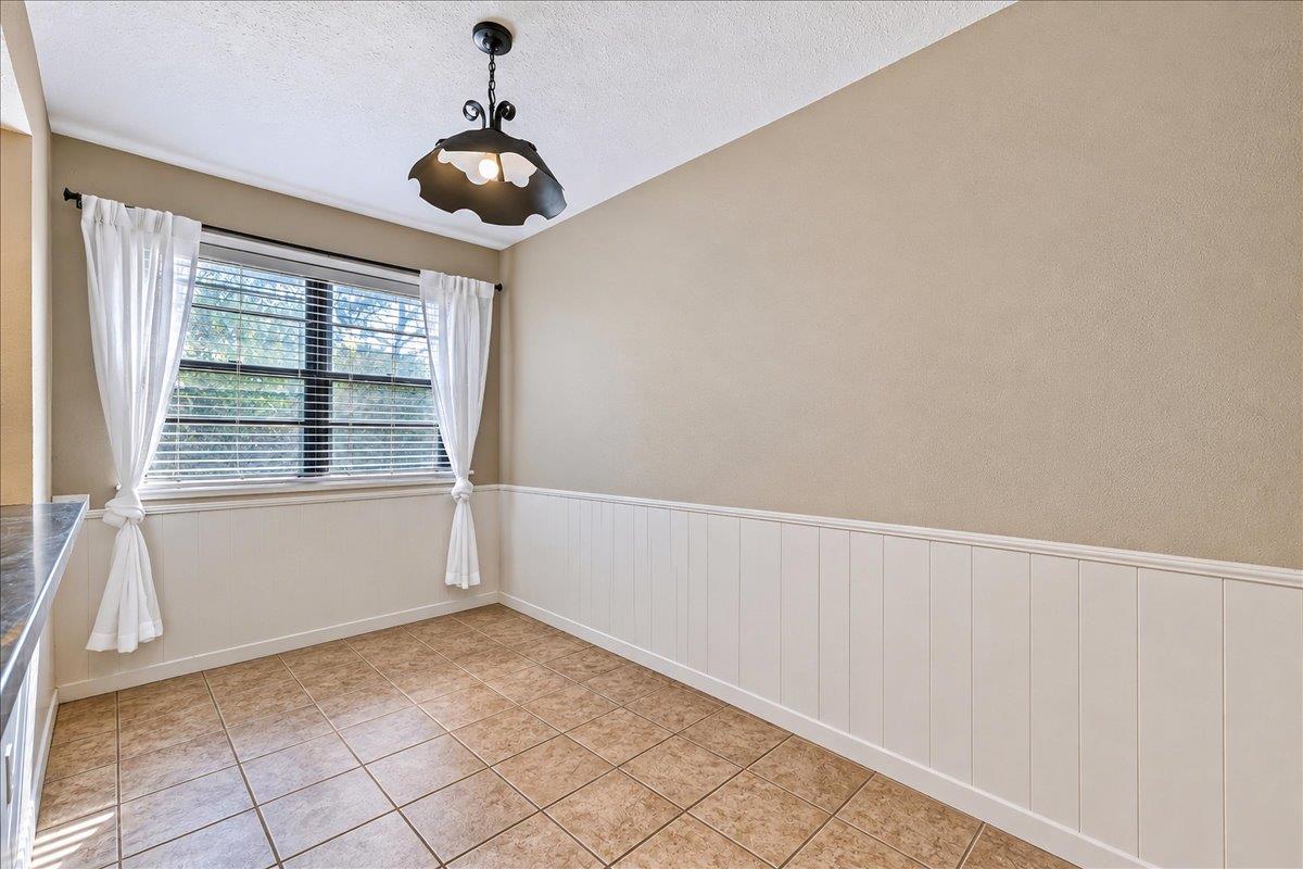 111 Post Oak Dr Property Photo 11