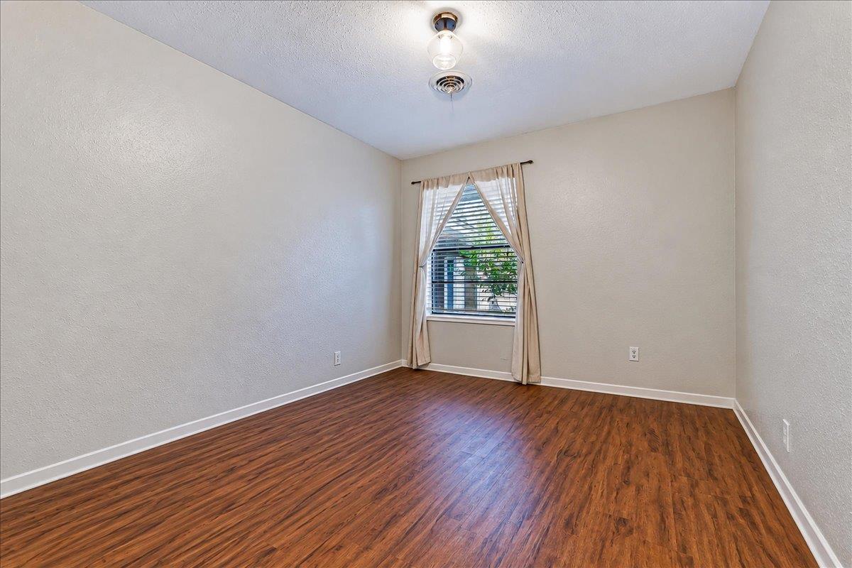 111 Post Oak Dr Property Photo 19