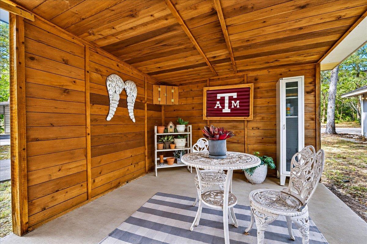 111 Post Oak Dr Property Photo 23