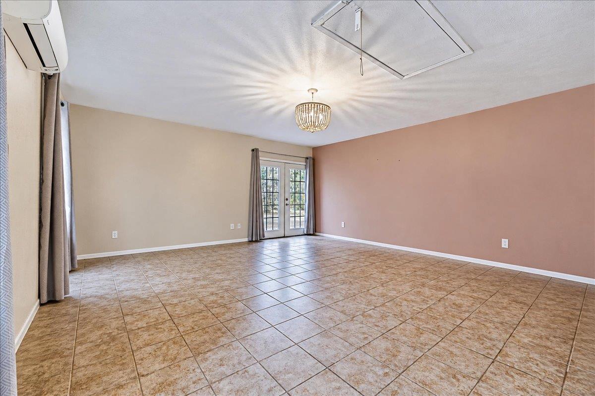 111 Post Oak Dr Property Photo 26