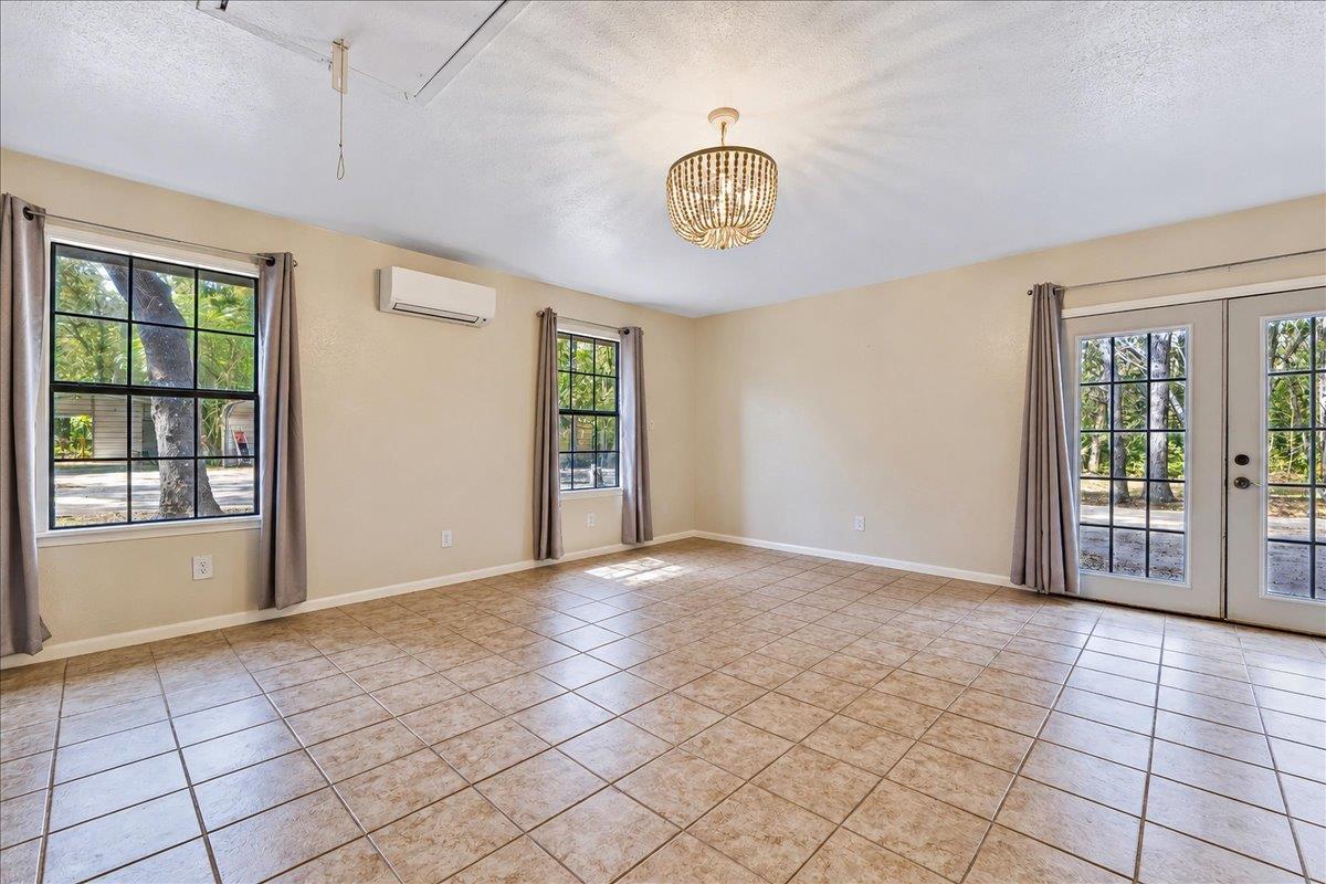 111 Post Oak Dr Property Photo 28
