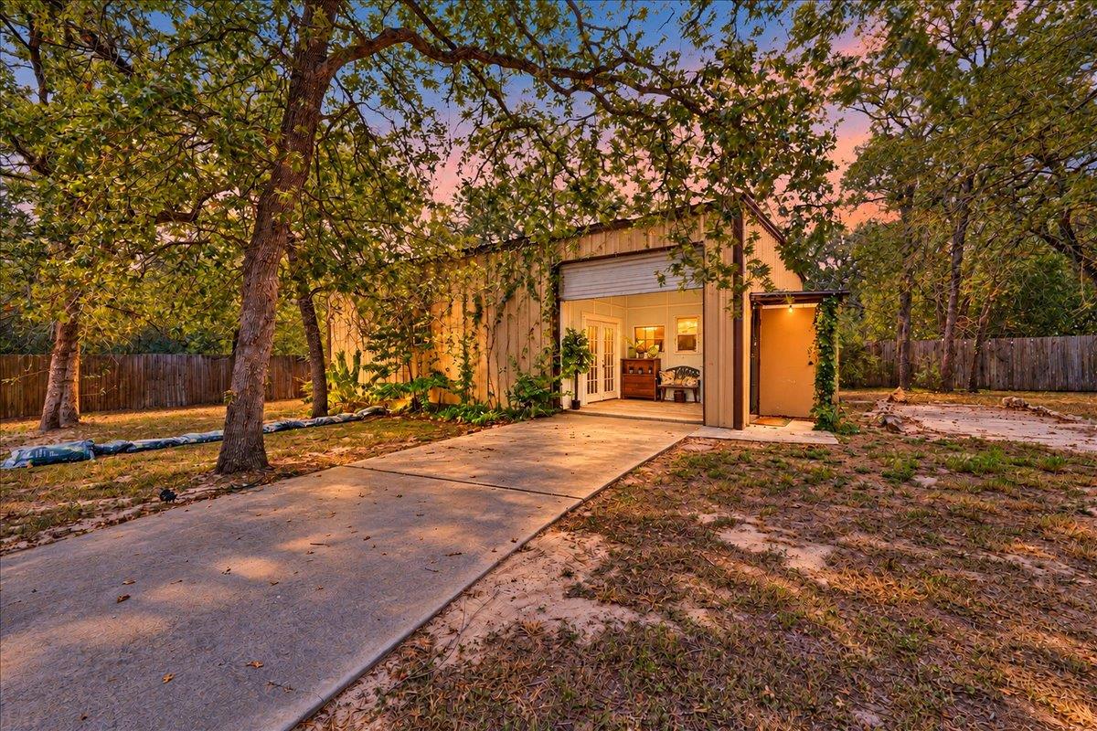 111 Post Oak Dr Property Photo 35