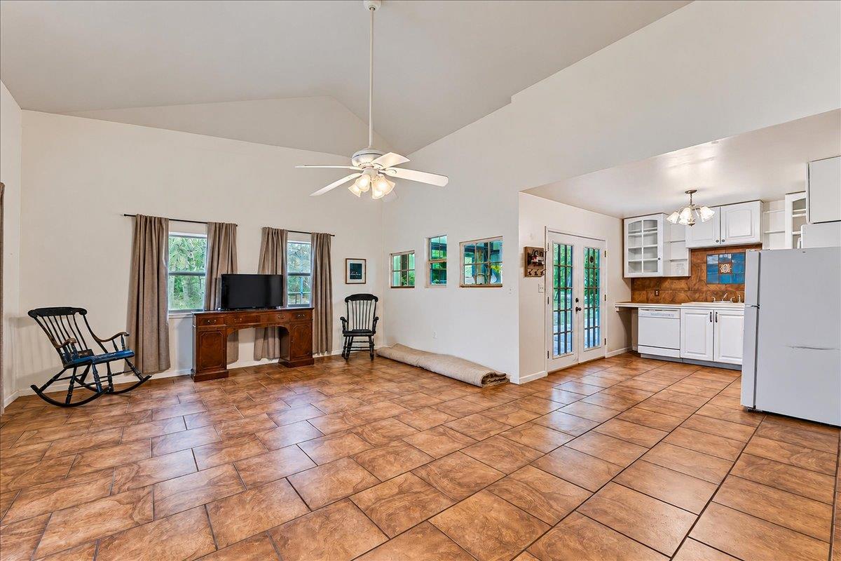 111 Post Oak Dr Property Photo 37