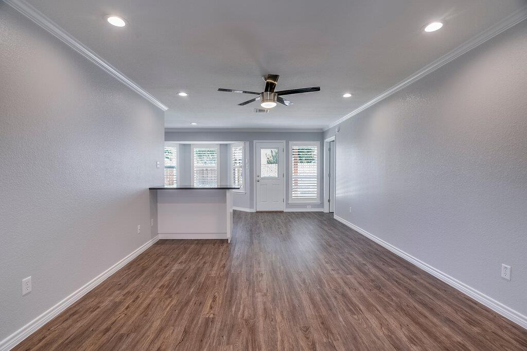 226 Claris Ln Property Photo 3