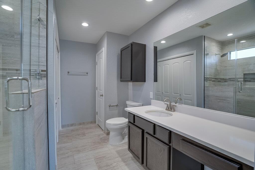 226 Claris Ln Property Photo 17