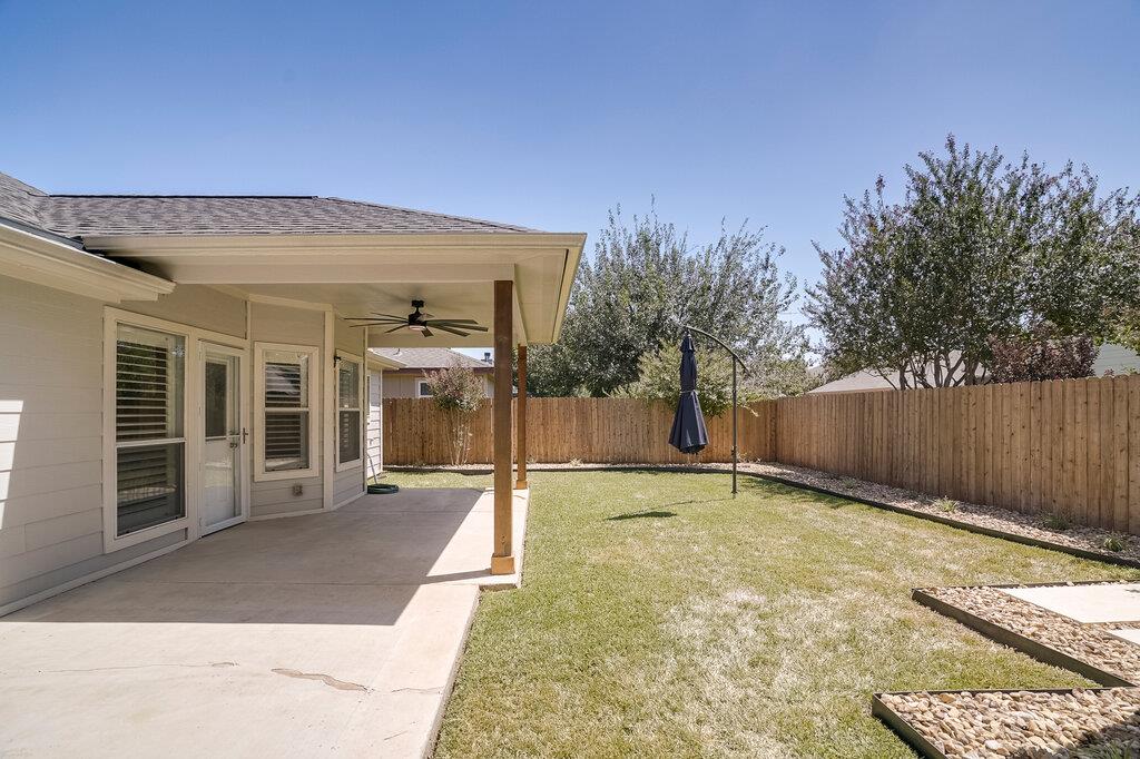 226 Claris Ln Property Photo 19