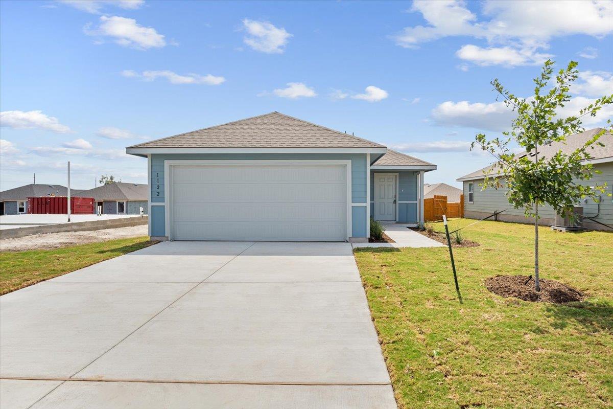 1122 Newey Cir Property Photo 1