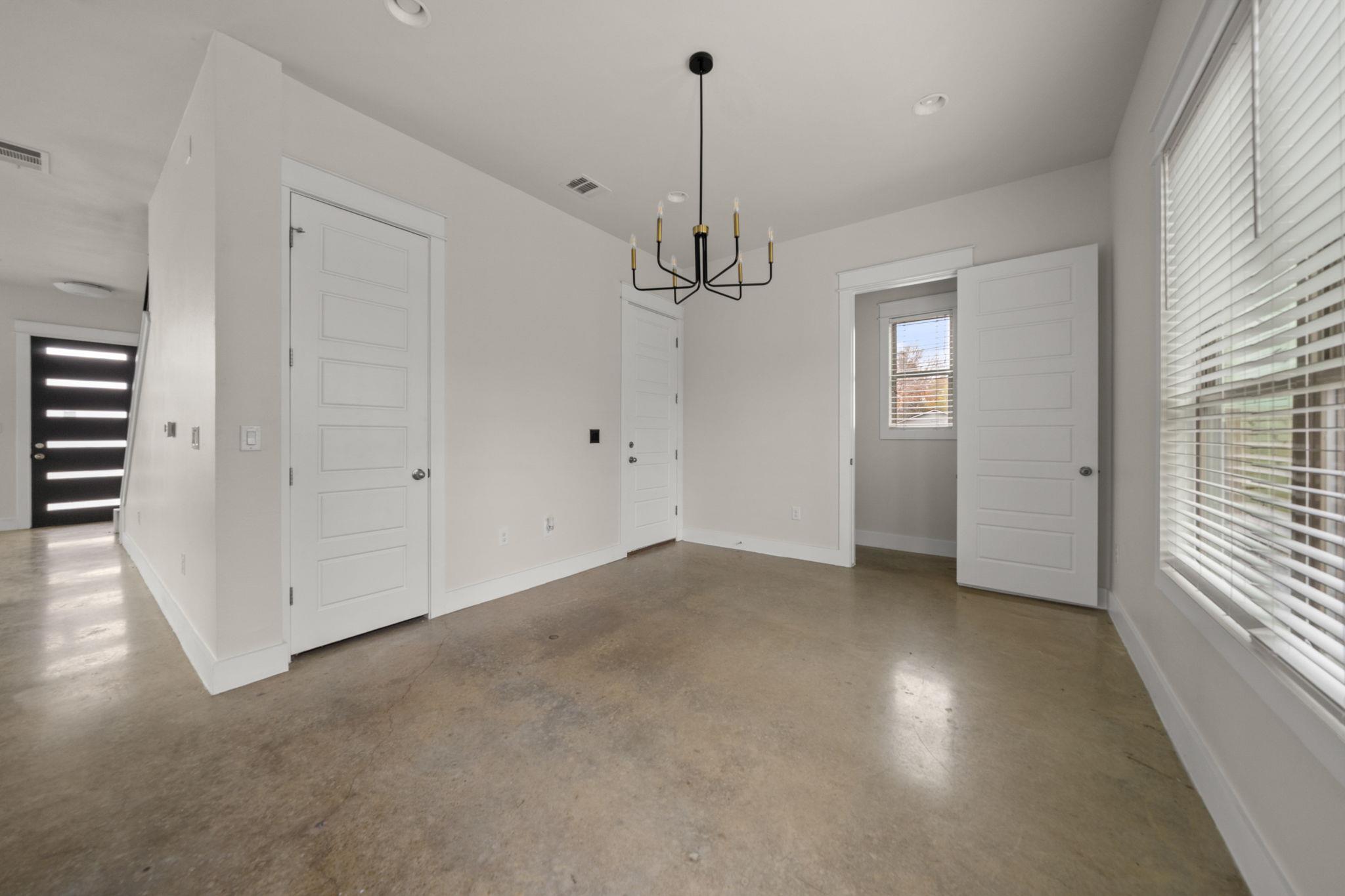 1160 Nickols Ave #a Property Photo 2