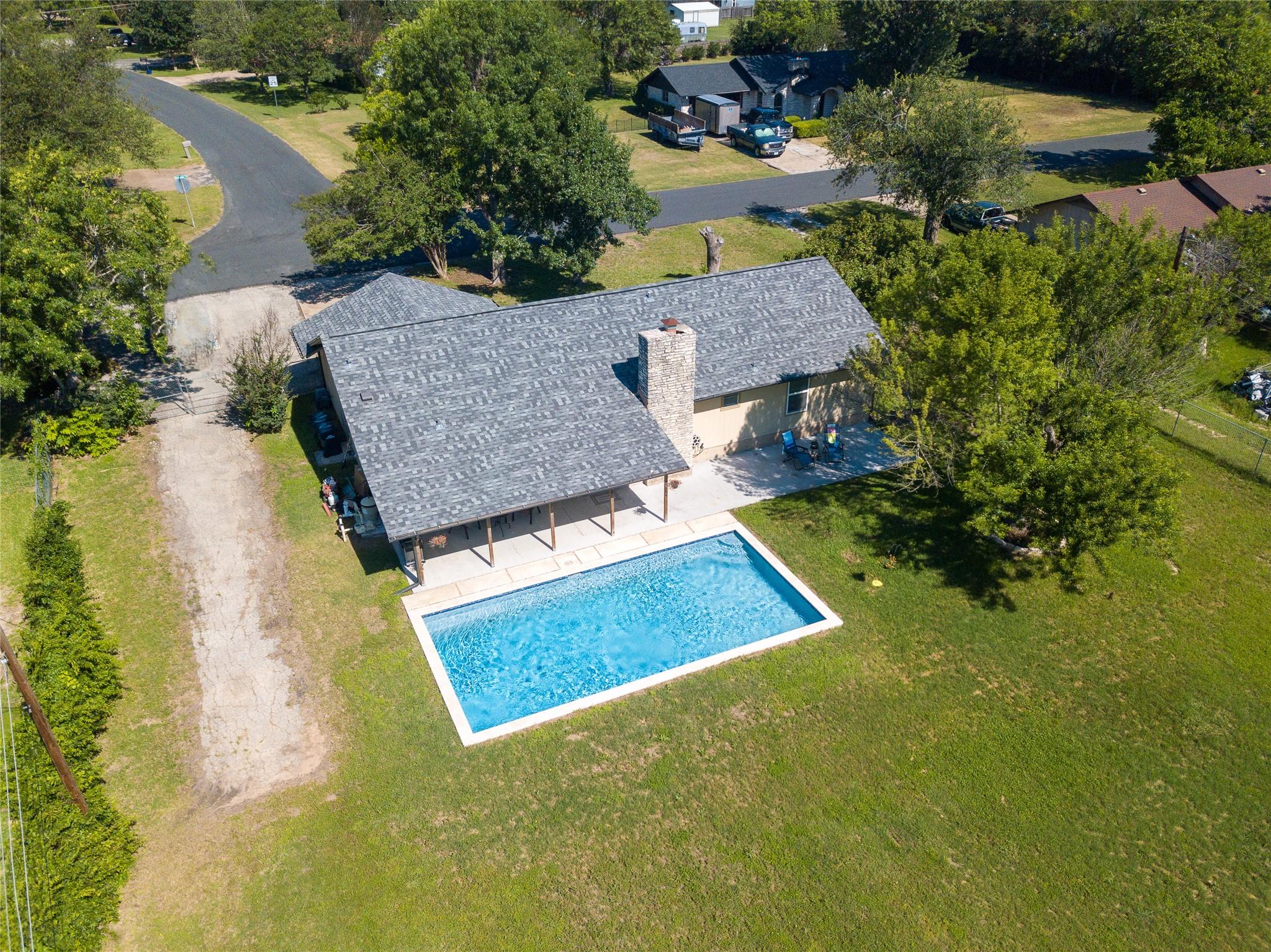 1414 Shenandoah Dr Property Photo 1
