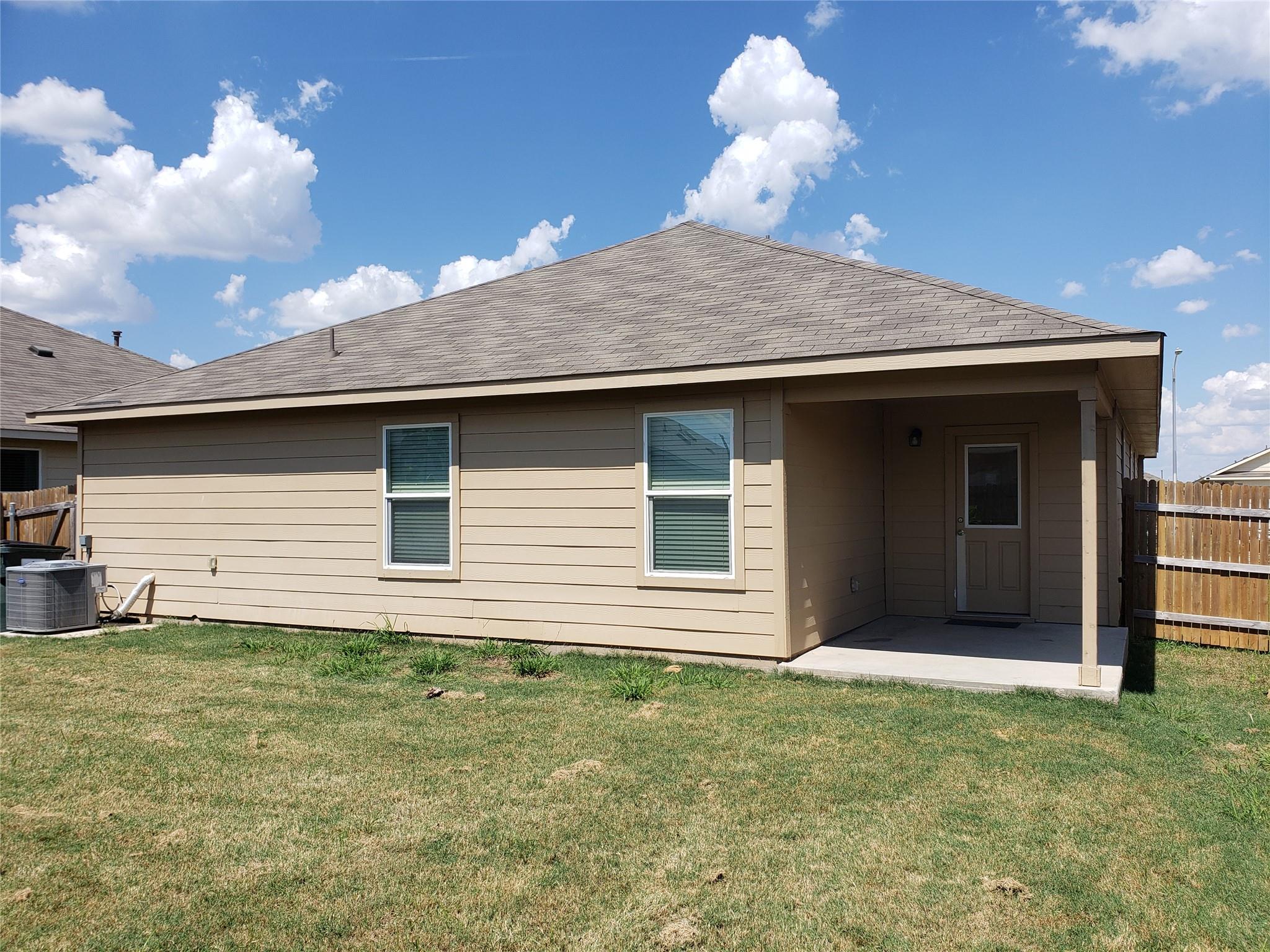 14905 Harkness Pass Property Photo 19