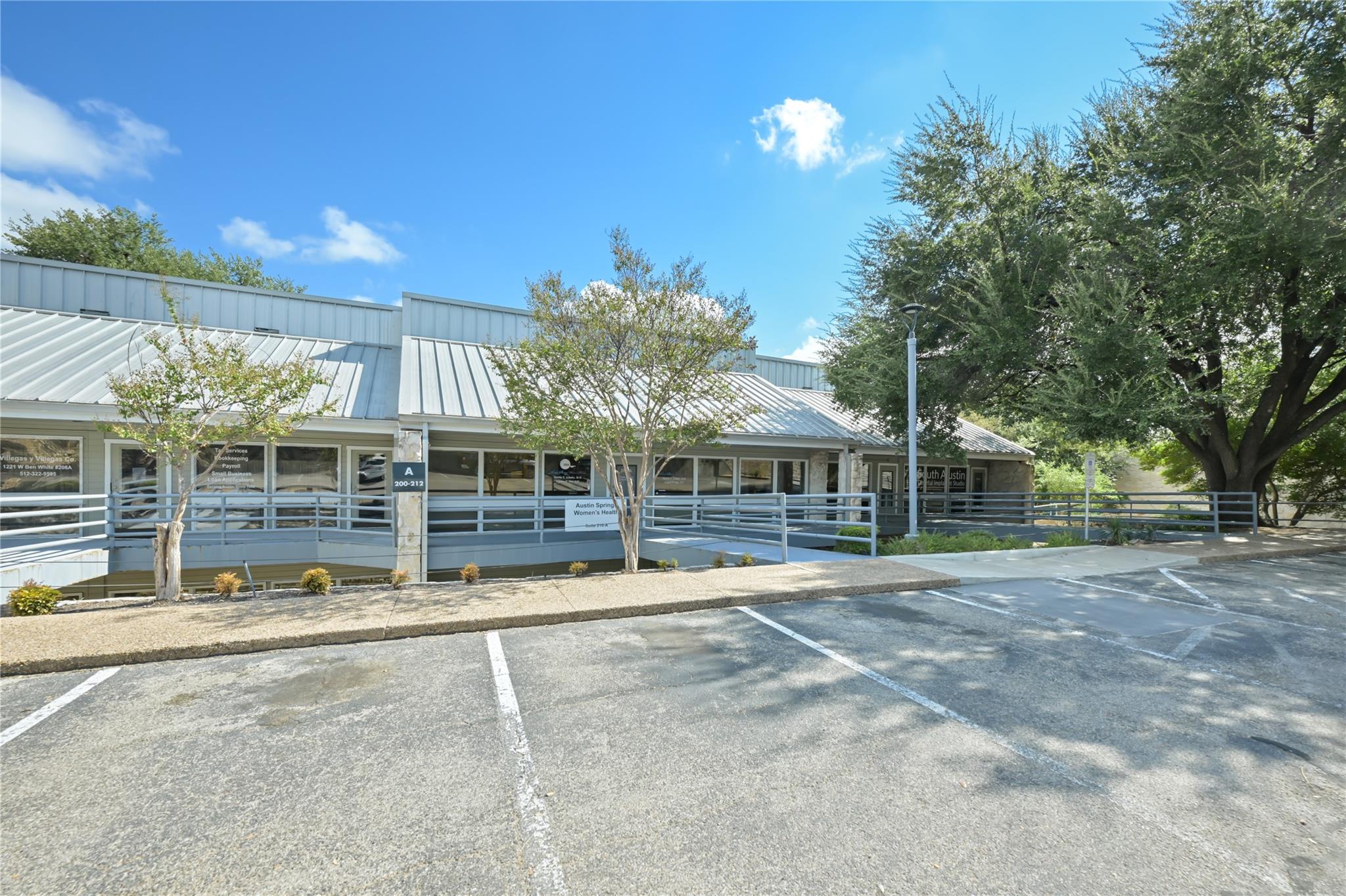 1221 W Ben White Blvd #210a Property Photo 4