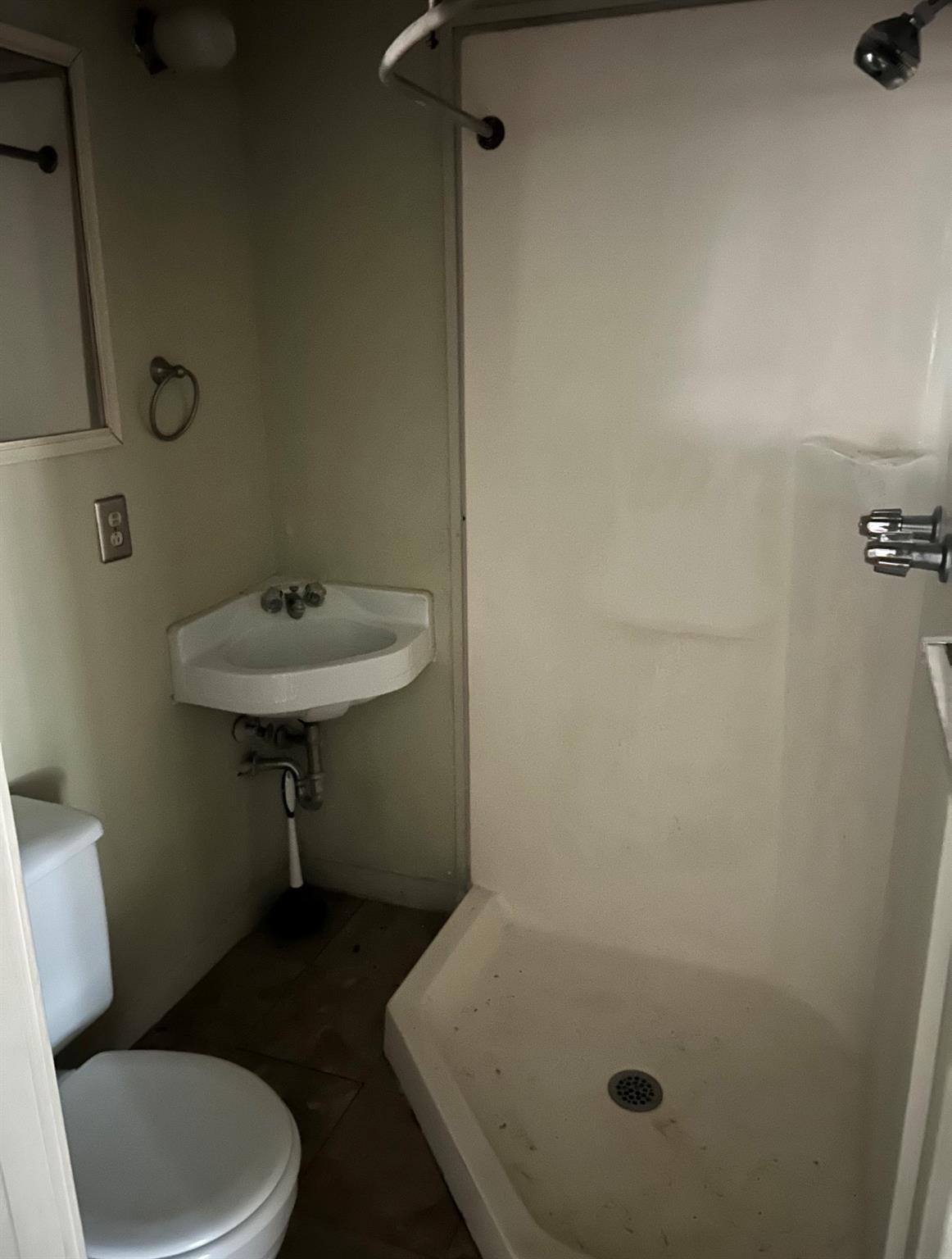 4701 Harmon Ave Property Photo 9
