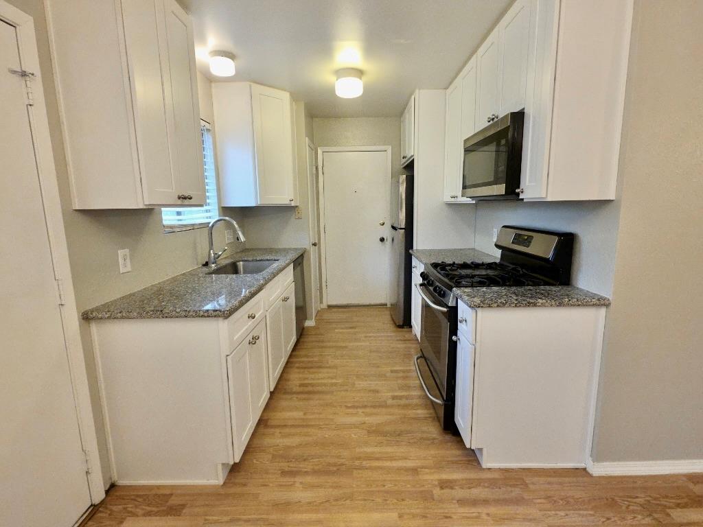 8508 Romney Rd Property Photo 6