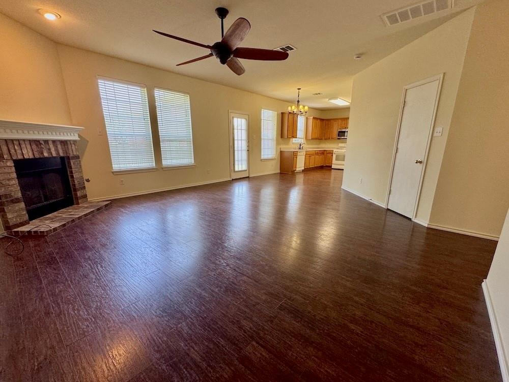 137 Firewheel Cv Property Photo 4